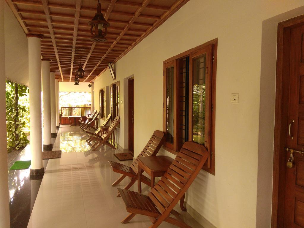 Green Court Cottage Thekkady Kültér fotó