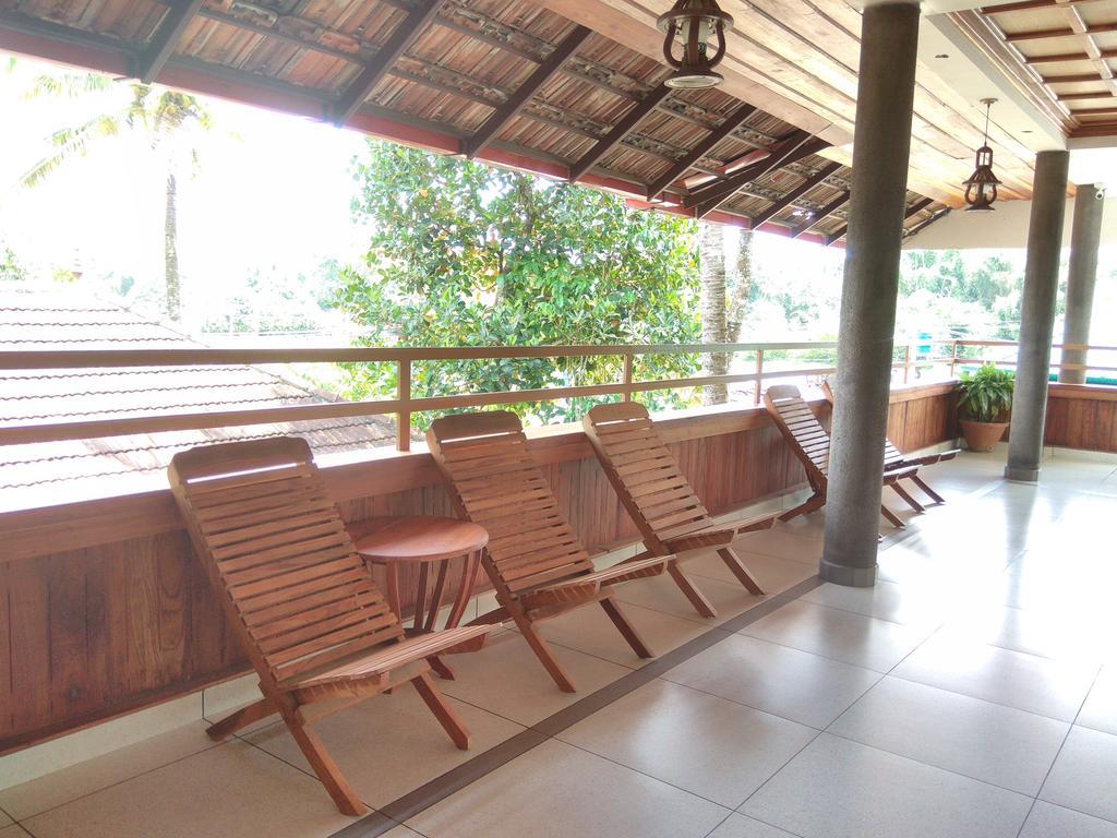 Green Court Cottage Thekkady Kültér fotó